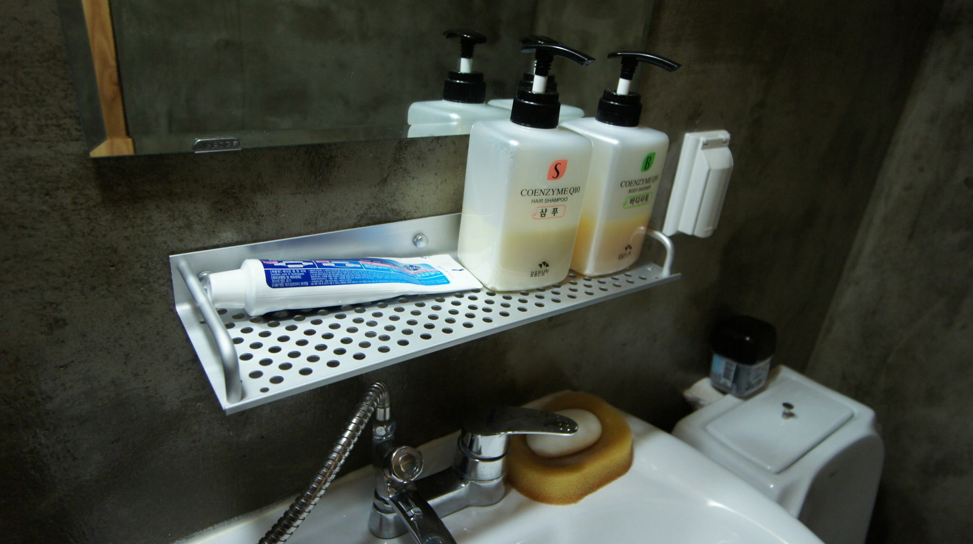 1928 Suimmaru Hanok Guesthouse Jeonju Luaran gambar