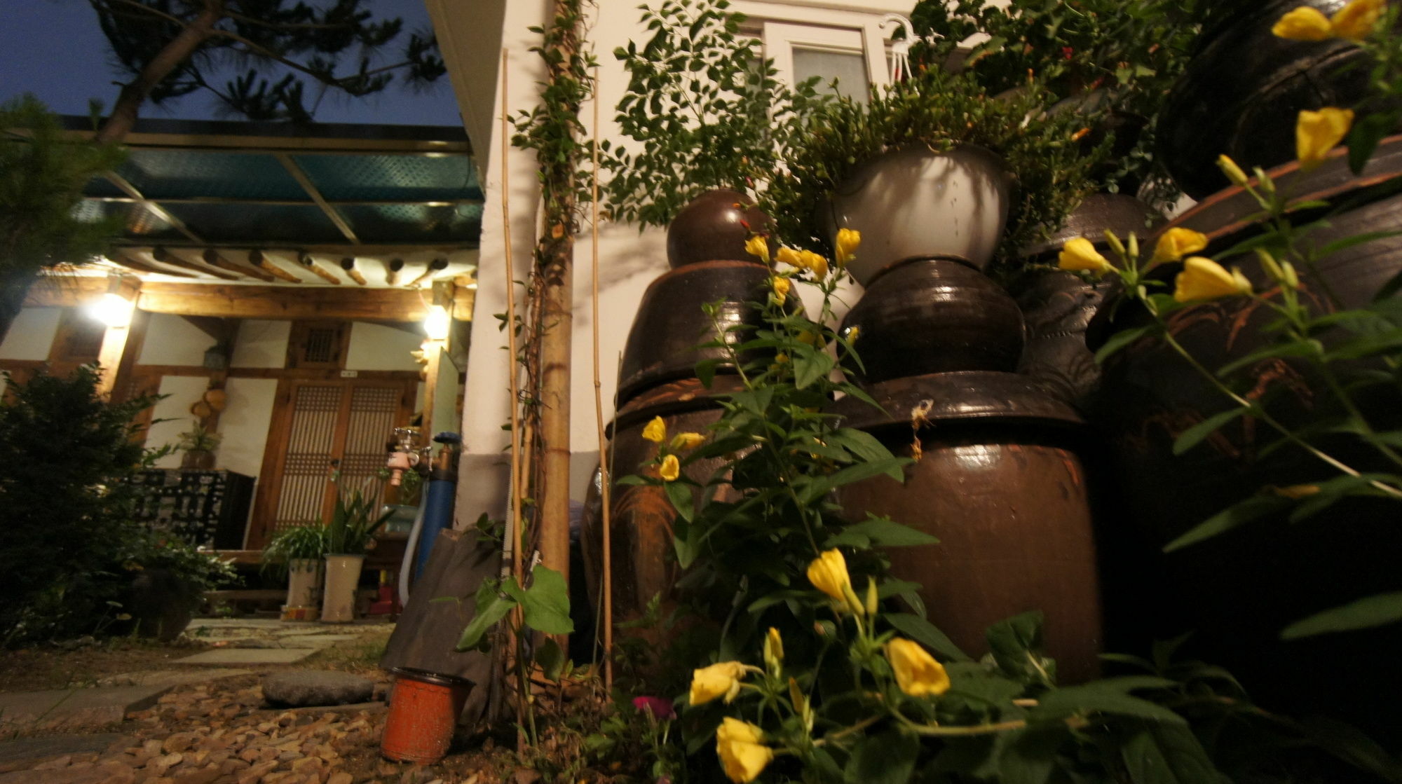 1928 Suimmaru Hanok Guesthouse Jeonju Luaran gambar